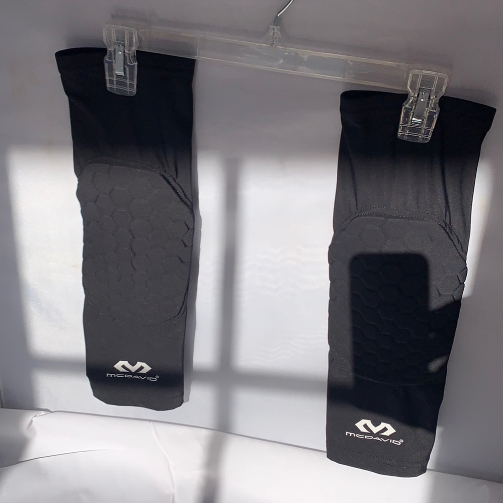 Knee guards
